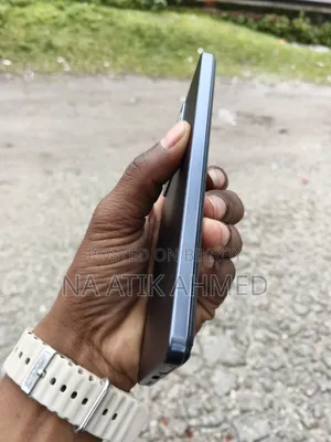 Vivo V27e 256 GB Black