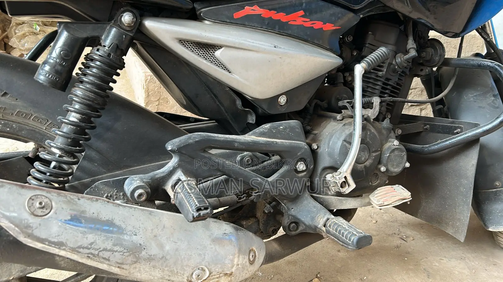 Bajaj Pulsar 135 LS 2011 Black