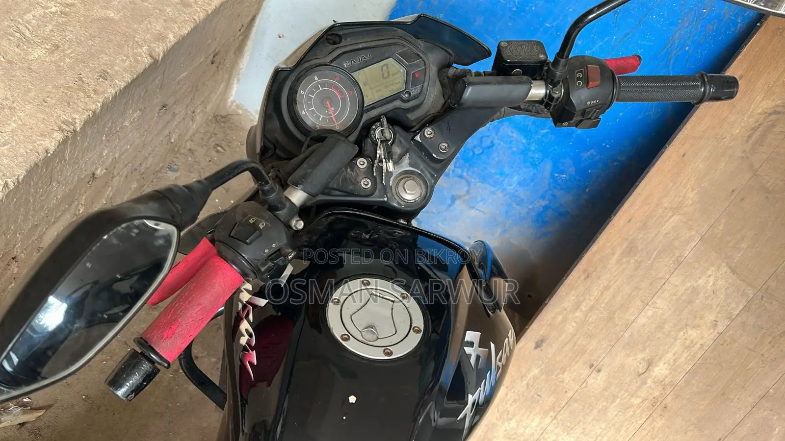Bajaj Pulsar 135 LS 2011 Black