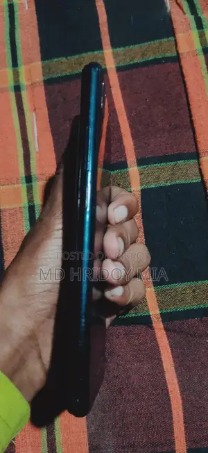 Vivo Y11 32 GB Blue