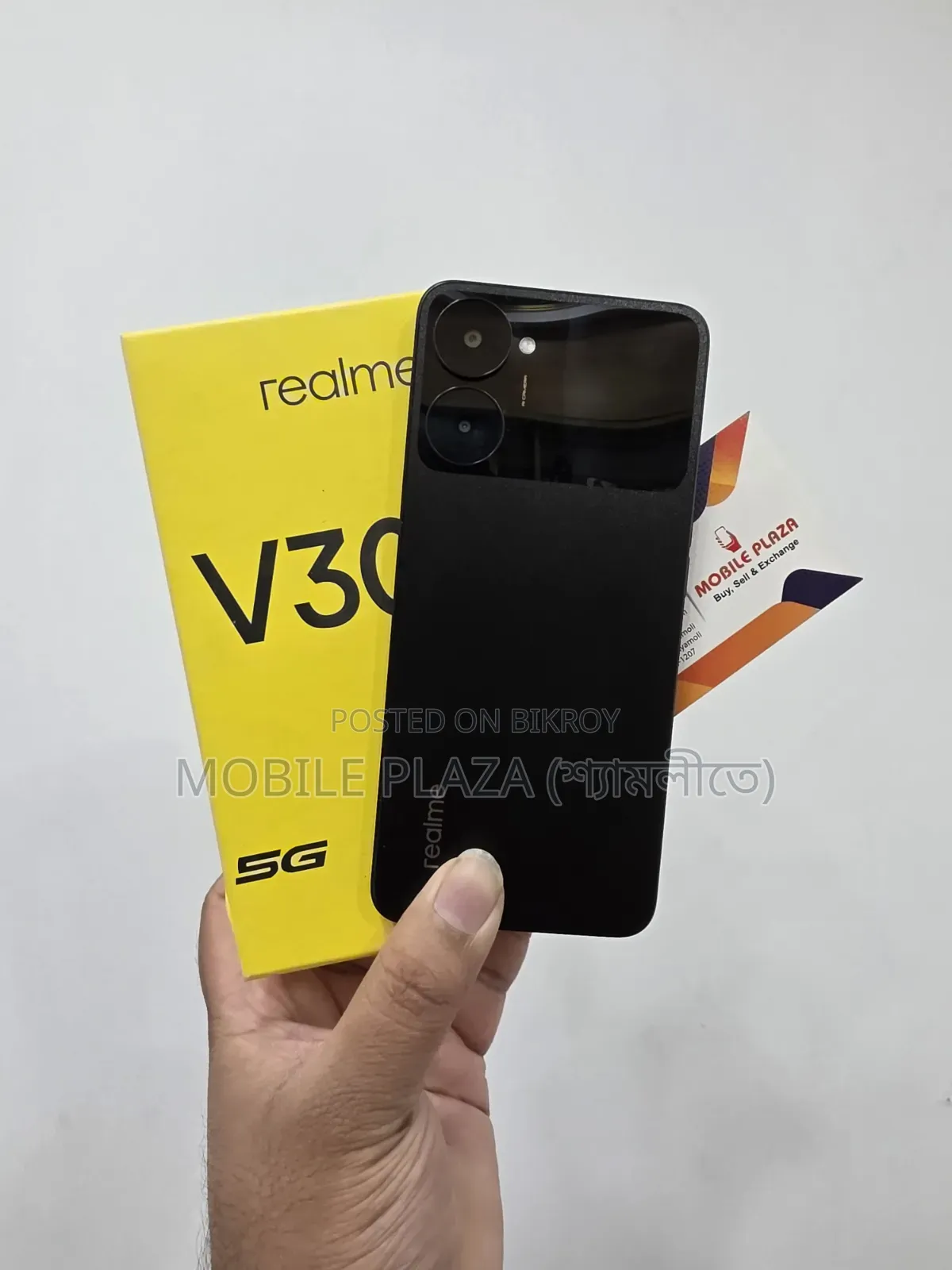 New Realme V30 128 GB Black