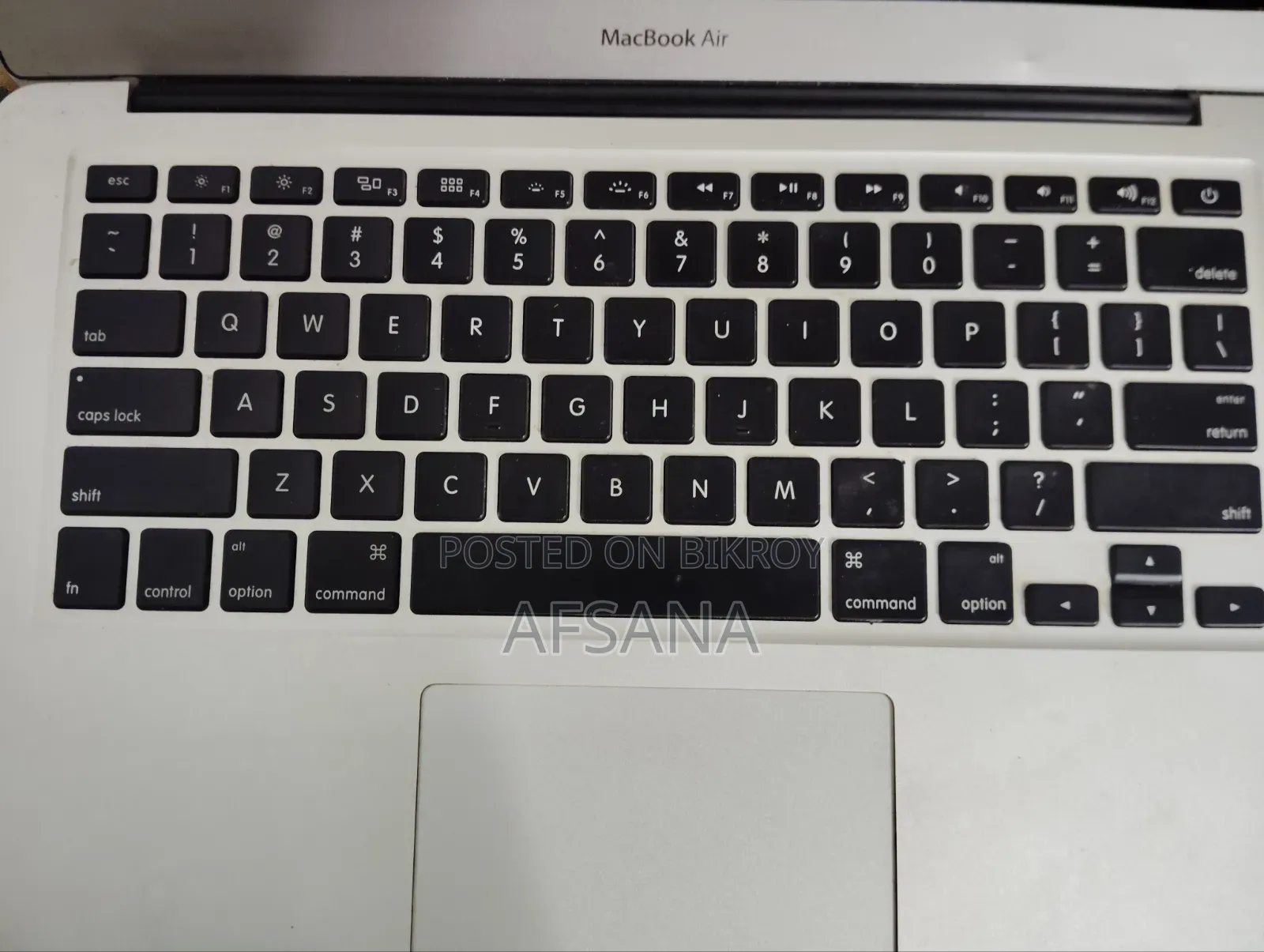 Laptop Apple MacBook 2014 4GB Apple M1 HDD 1T