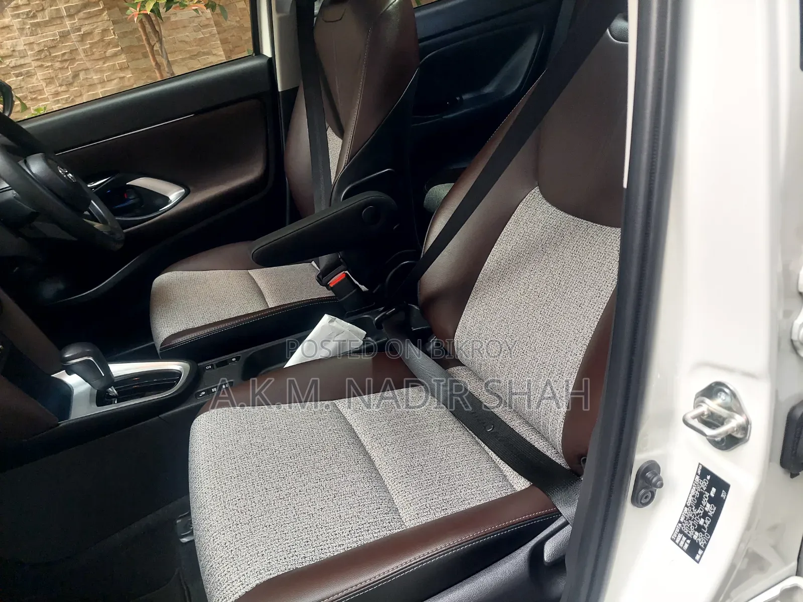 Toyota Yaris Cross 2023 Pearl