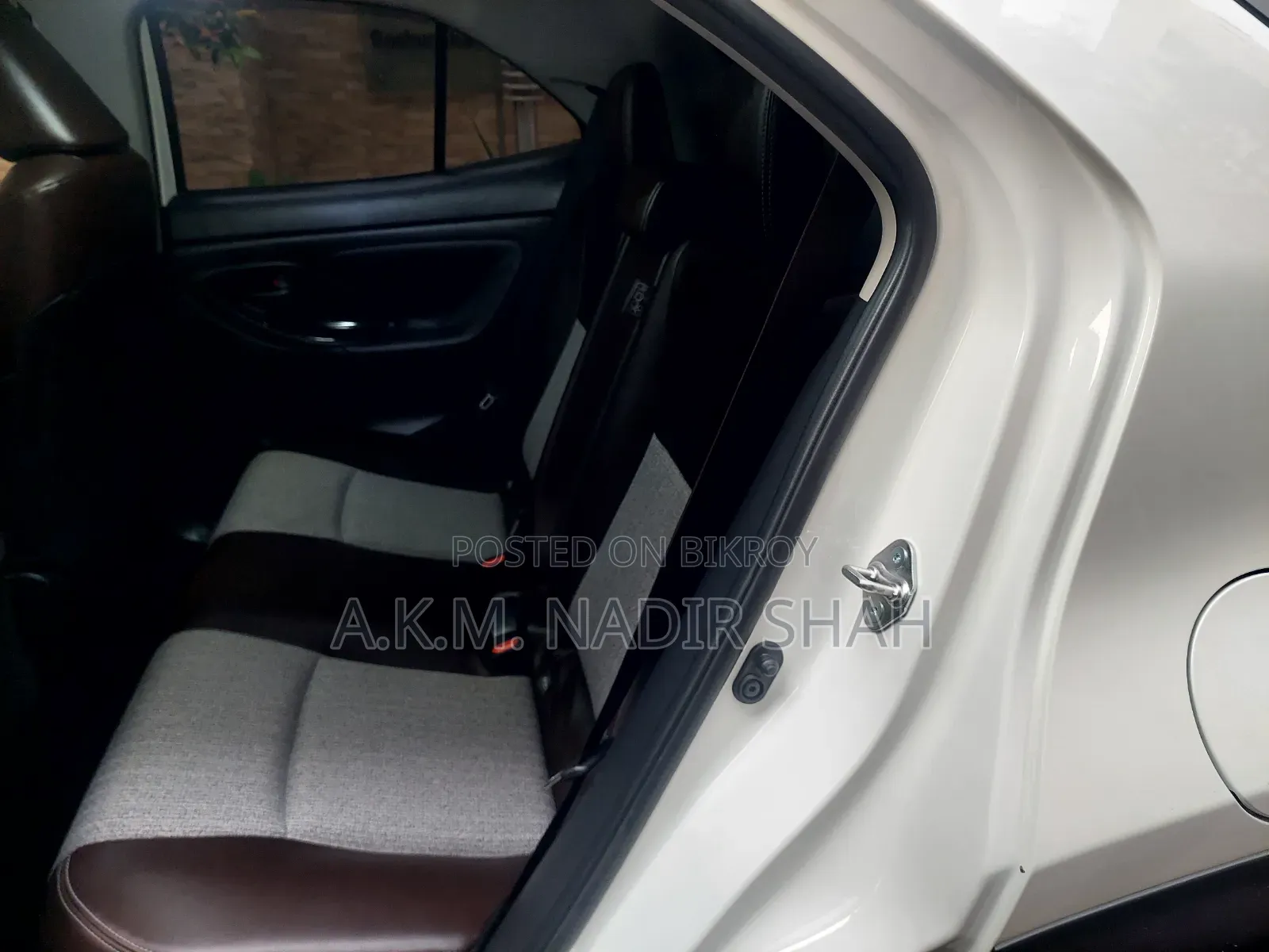 Toyota Yaris Cross 2023 Pearl