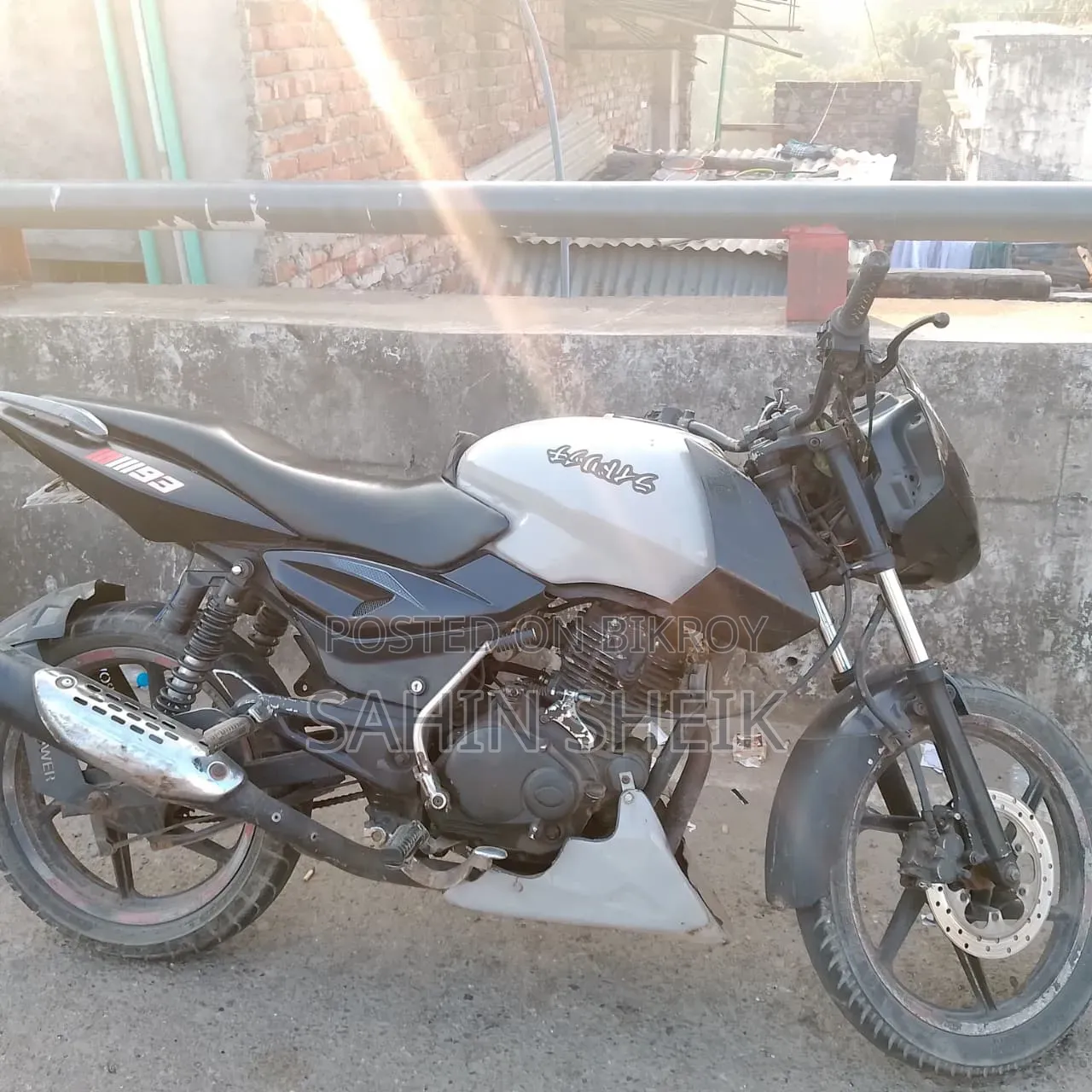 Bajaj Pulsar NS 160 2018 White