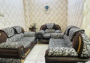 ৫ সিটের সোফা