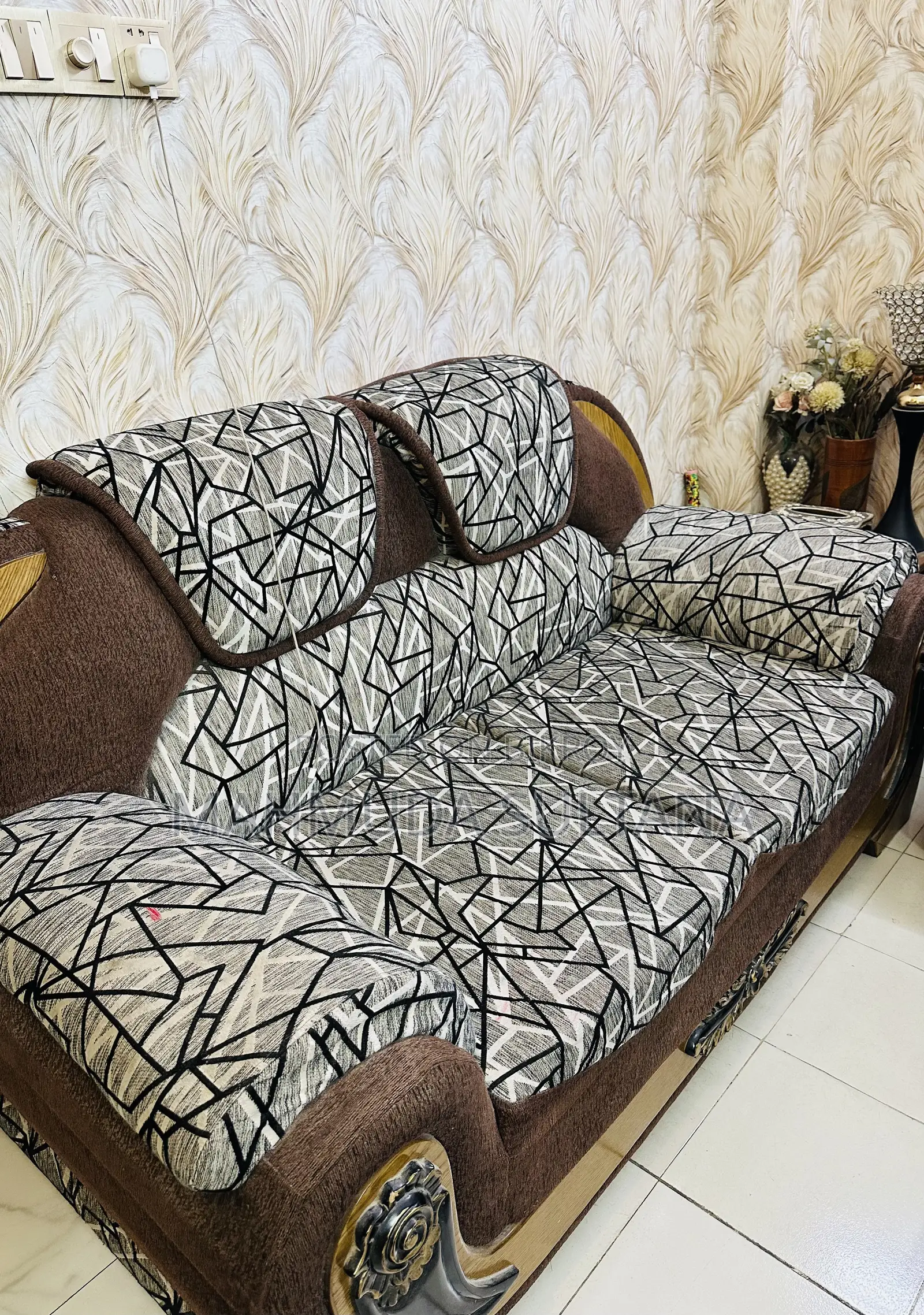 ৫ সিটের সোফা