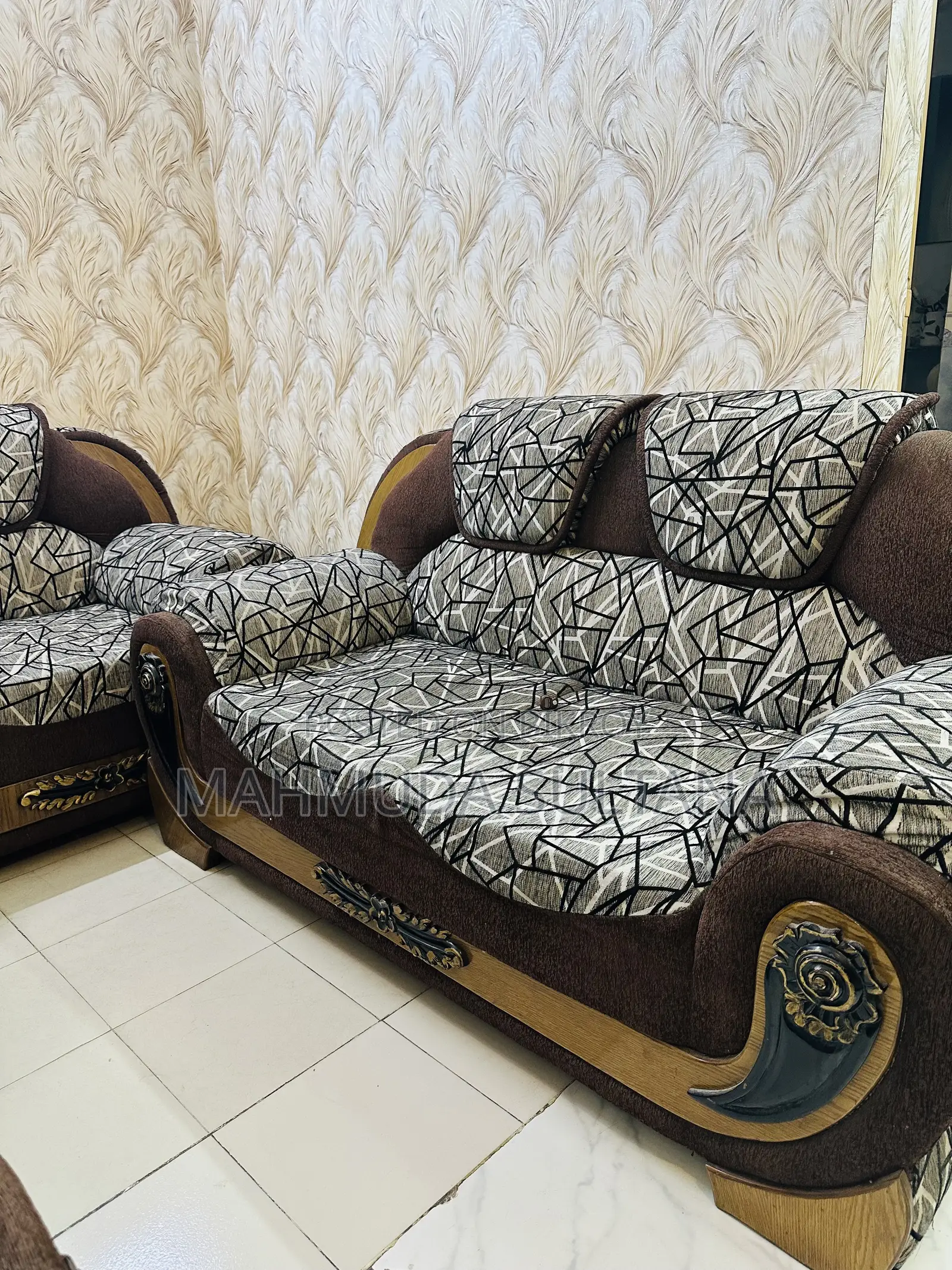 ৫ সিটের সোফা
