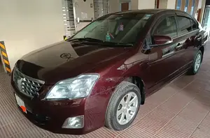 Toyota Premio 1.5 FWD 2013 Maroon