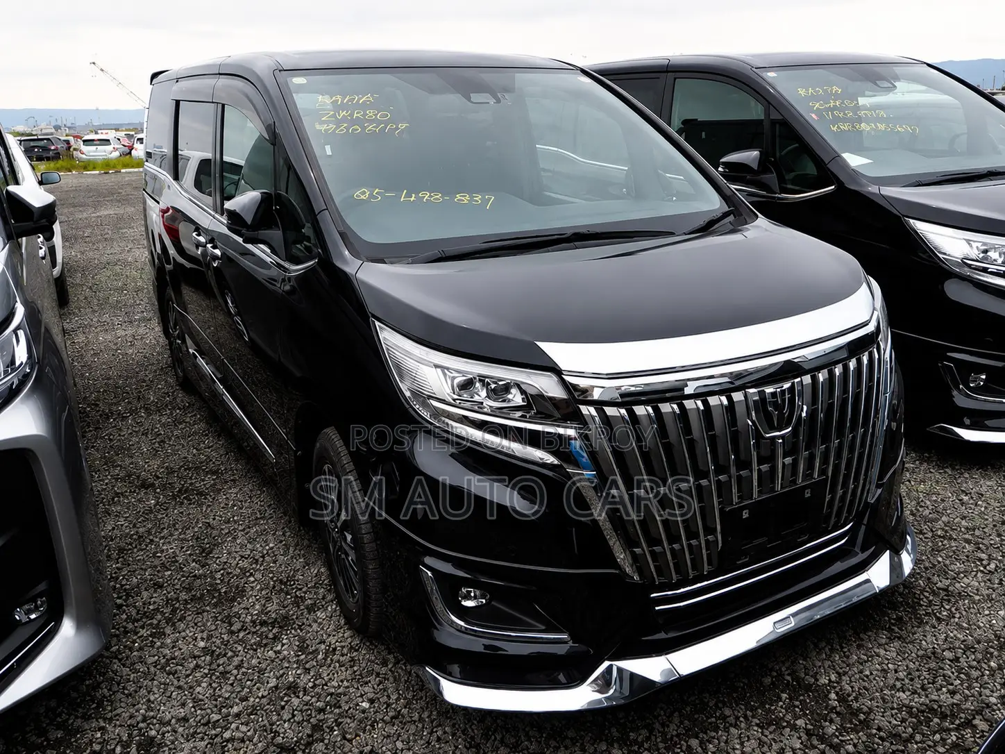 Toyota Esquire 2.0 FWD (8 Seater) 2020 Black