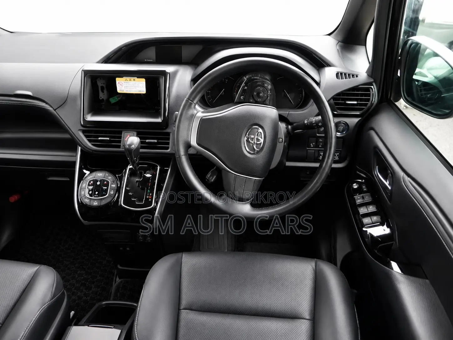 Toyota Esquire 2.0 FWD (8 Seater) 2020 Black