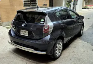 Toyota Aqua 2013 Gray