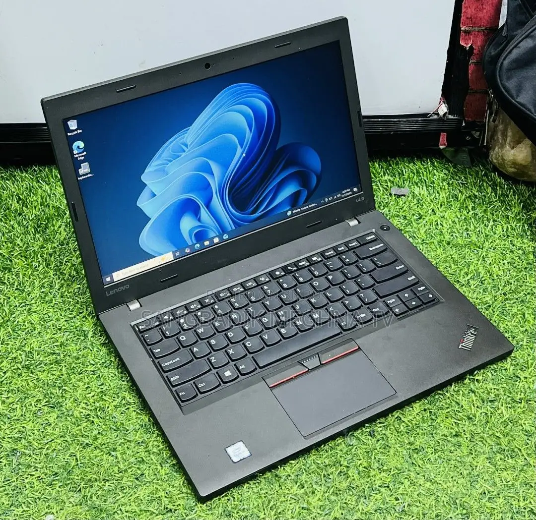Laptop Lenovo 3GB Intel SSD 256GB