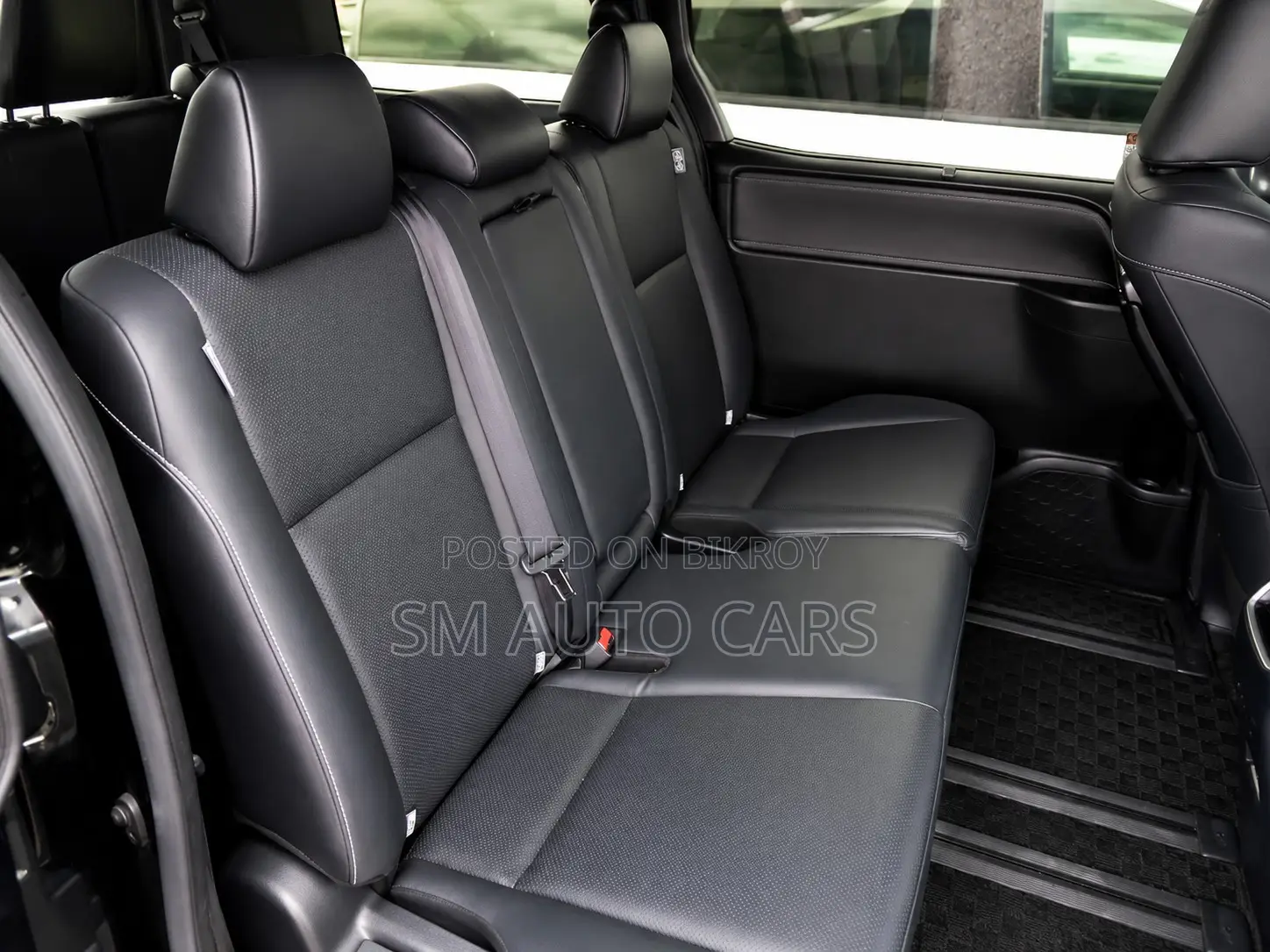 Toyota Esquire 2.0 FWD (8 Seater) 2020 Black