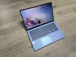 Laptop Asus 3GB Intel SSD 256GB