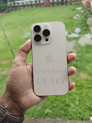 Apple iPhone 16 Pro 128 GB Gold