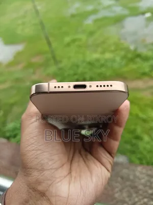 Apple iPhone 16 Pro 128 GB Gold