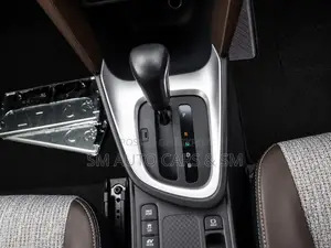 Toyota Yaris Cross 1.5 Hybrid FWD 2021 Pearl