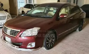 টয়োটা প্রিমিও ১.৫ ফ্রন্ট-হুইল ড্রাইভ ২০১২ মেরুন
