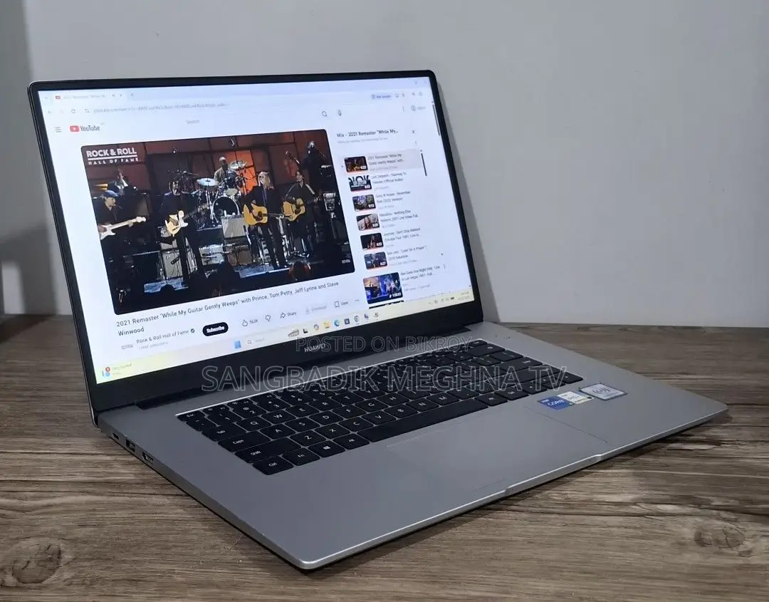 Laptop Huawei Matebook D 15 4GB Intel SSD 500GB