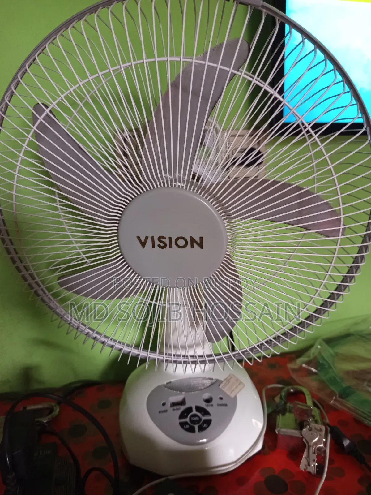 Vision Rechargeable Fan