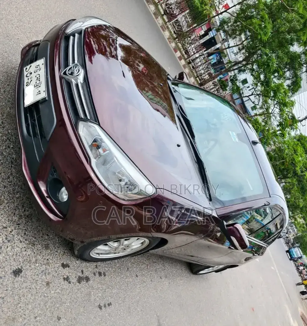 প্রোটন সাগা প্রিমিয়াম ১.৩ ২০২০ লাল