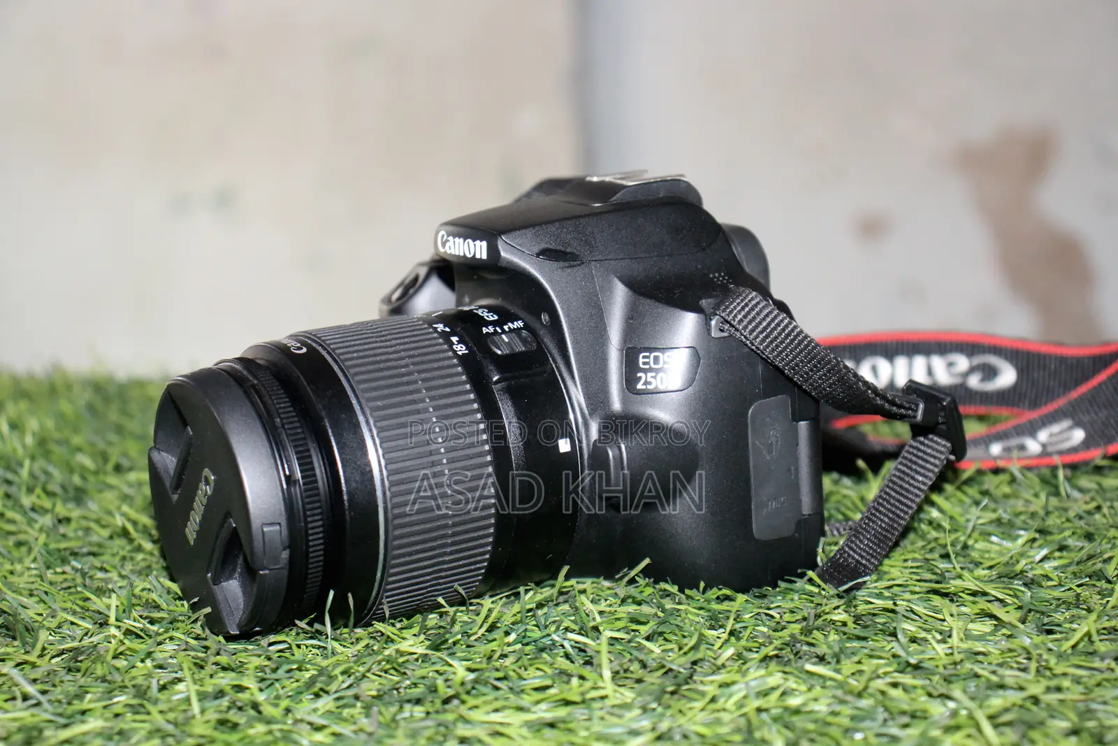 Canon 250D Camera, No Issues, Brand New, Includes Charger and Battery