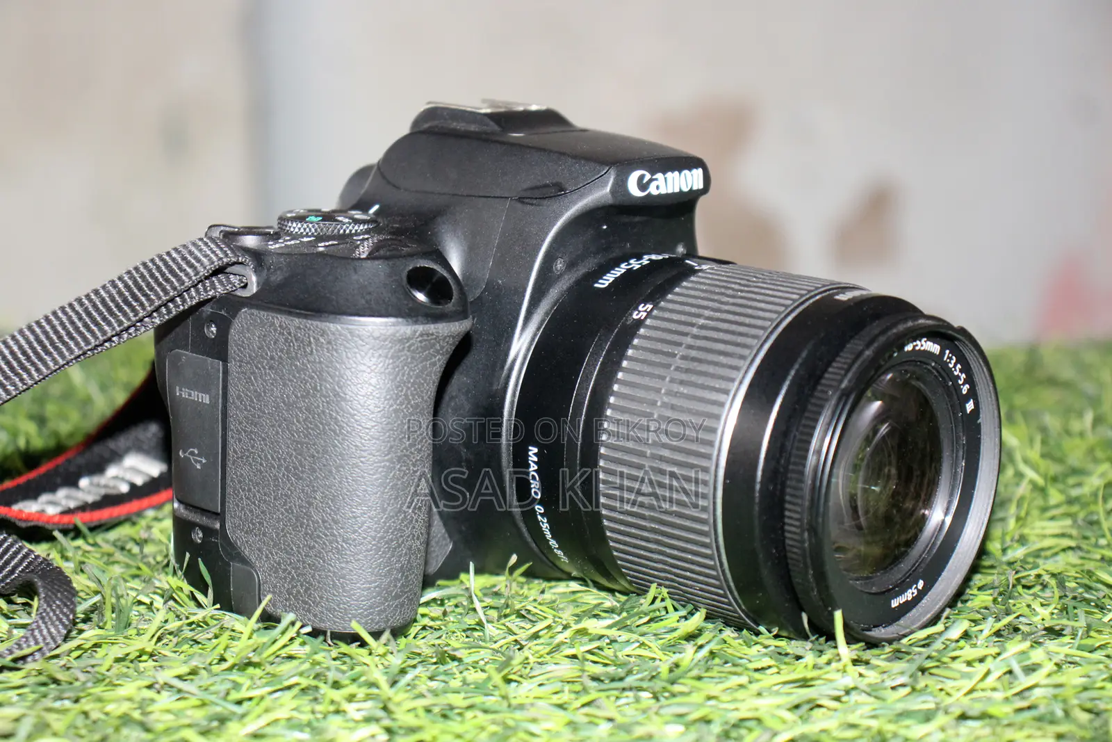 Canon 250D Camera, No Issues, Brand New, Includes Charger and Battery