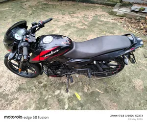 Bajaj Pulsar 150 2021 Red