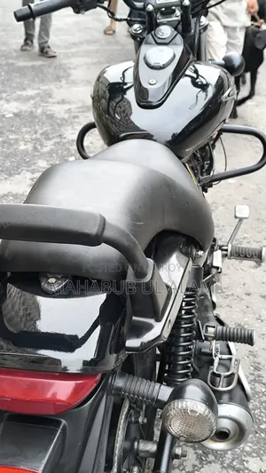 Bajaj Avenger 160 Street 2021 Black