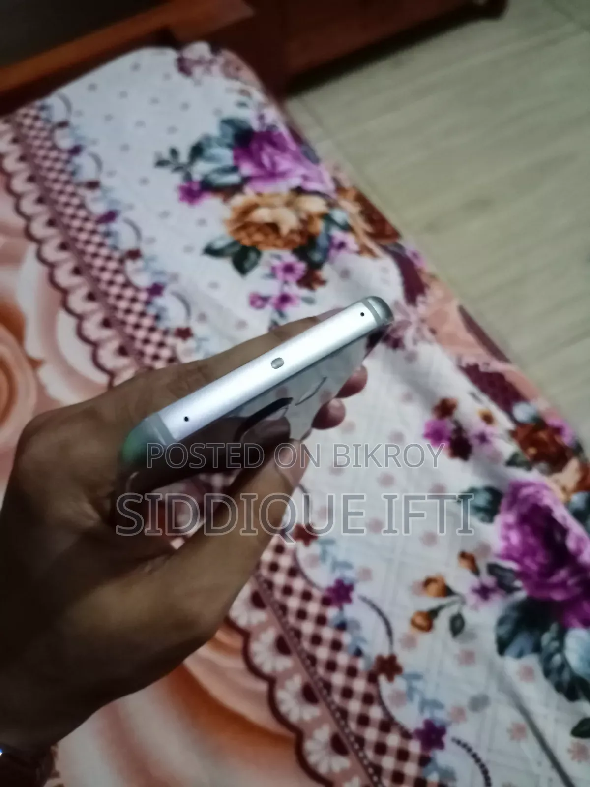 স্যামসাং গ্যালাক্সি এস৬ এজ ৩২ জিবি নীল