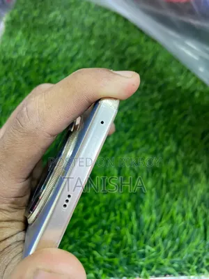 Realme 12 Pro+ 256 GB Purple
