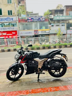 TVS Apache RTR 160 4V 2022 Black