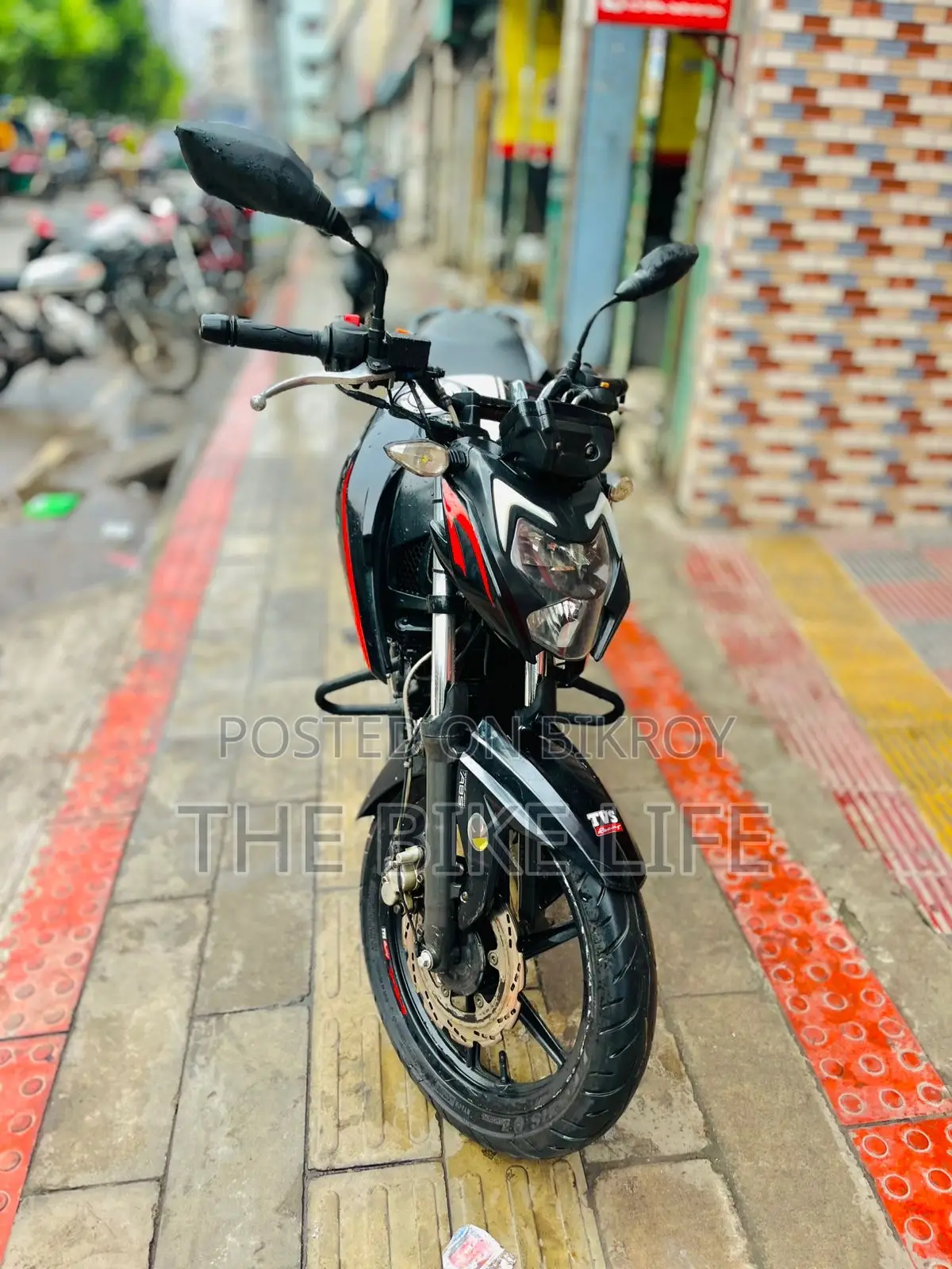 TVS Apache RTR 160 4V 2022 Black