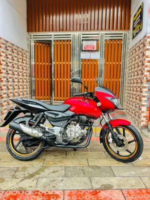Bajaj Pulsar 150 ২০১৫ লাল