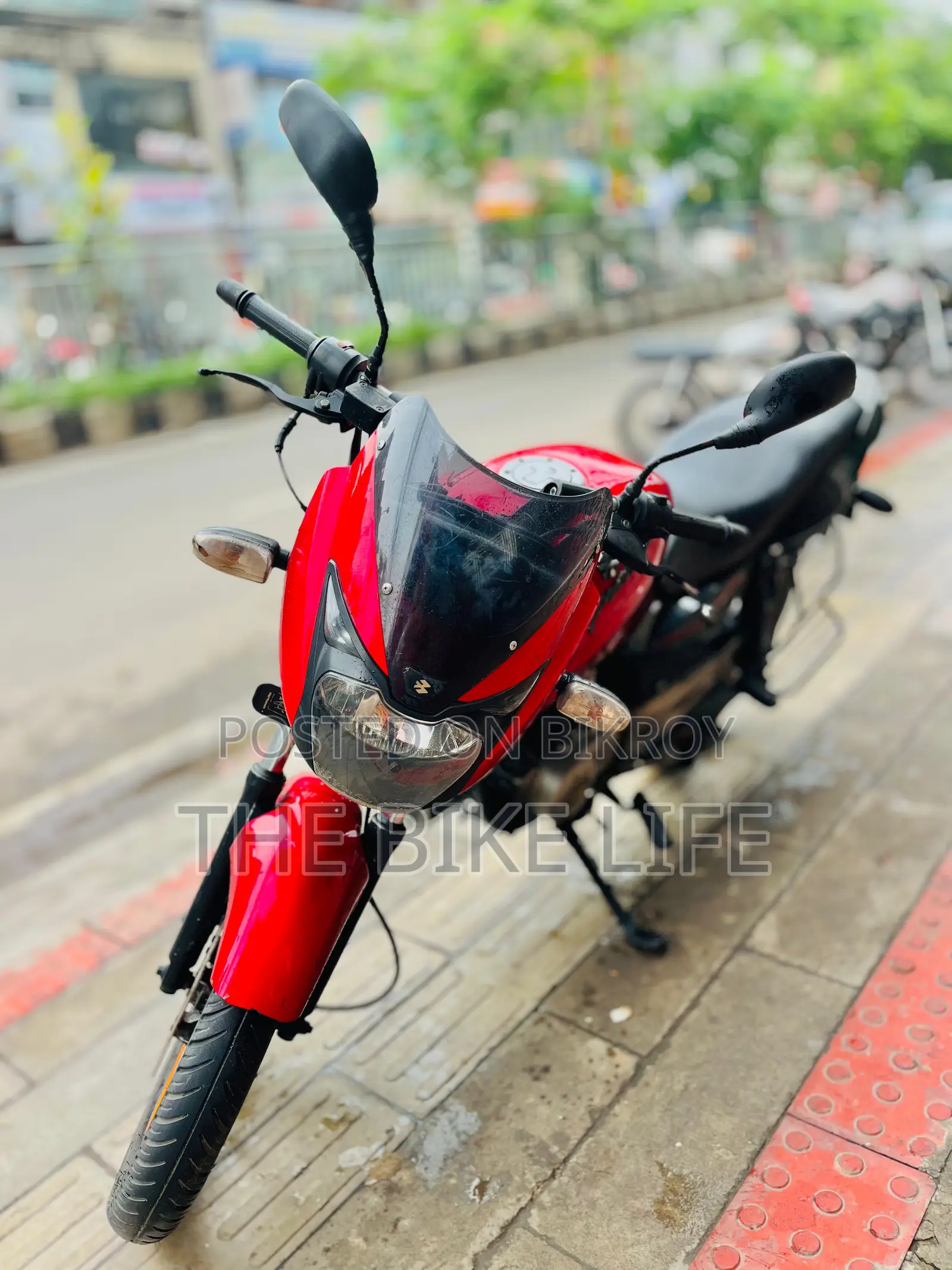 Bajaj Pulsar 150 2015 Red