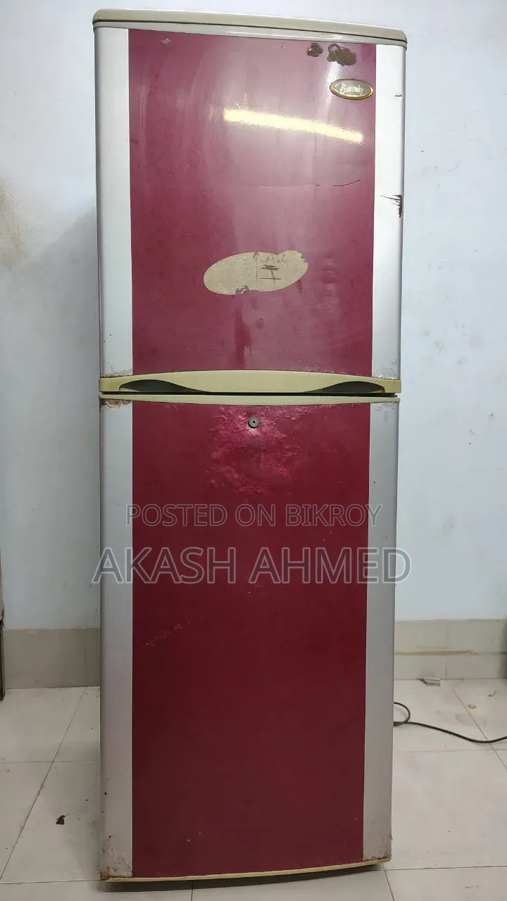 ফ্রিজ বিক্রির জন্য