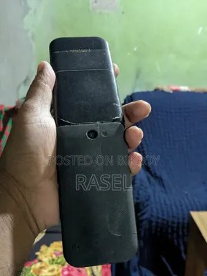 Nokia 2720 Flip 512 GB Black