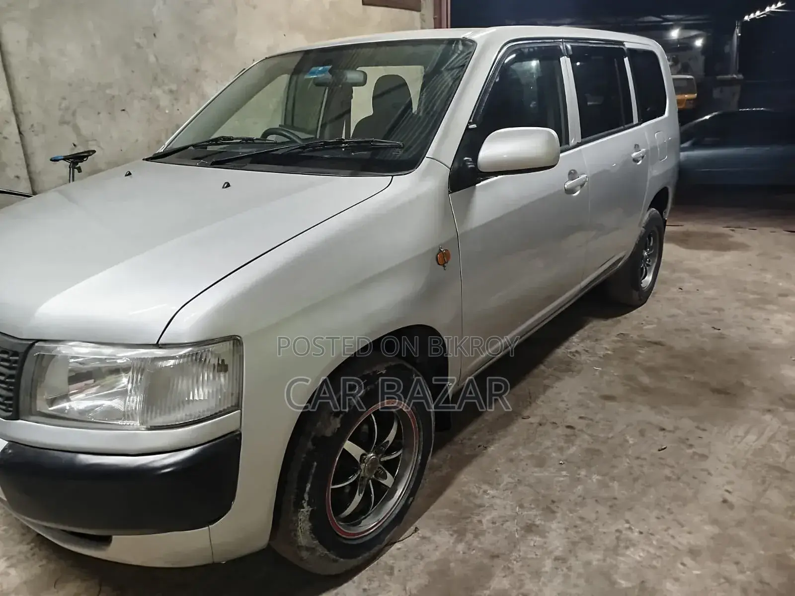 Toyota Probox 1.5 CNG 2WD 2004 Silver