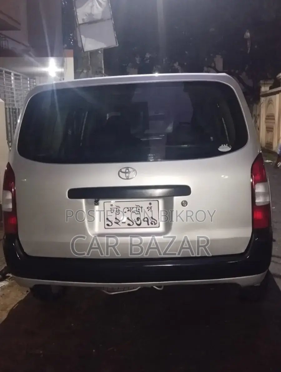 Toyota Probox 1.5 CNG 2WD 2004 Silver