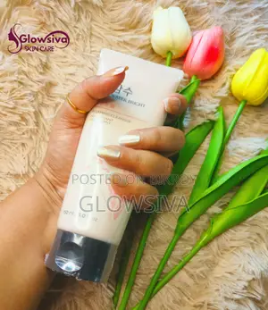 The Face Shop Rice Water Bright Foaming Cleanser 150ml