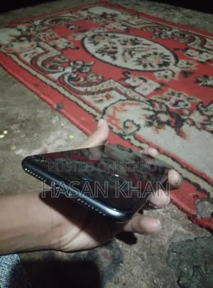 Apple iPhone 8 Plus 64 GB Purple