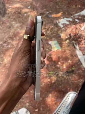 Apple iPhone 13 128 GB White