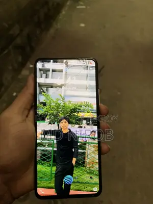 iQOO 256 GB