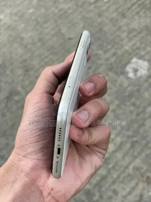 Apple iPhone 11 128 GB White