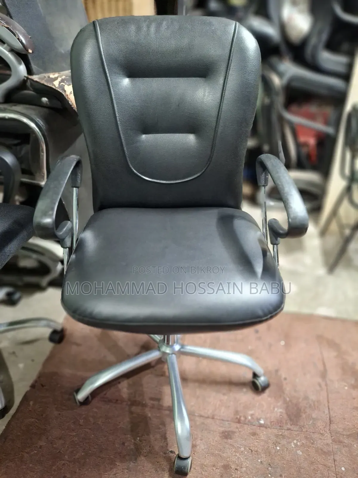Otobi Boss Chair