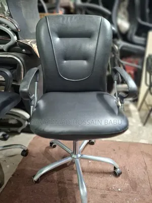 Otobi Boss Chair