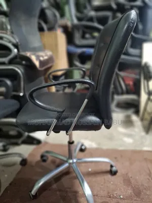 Otobi Boss Chair