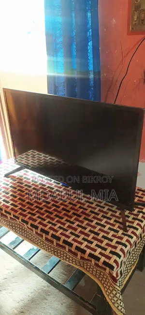 Golden Star Exclusive 32-inch LED TV Used