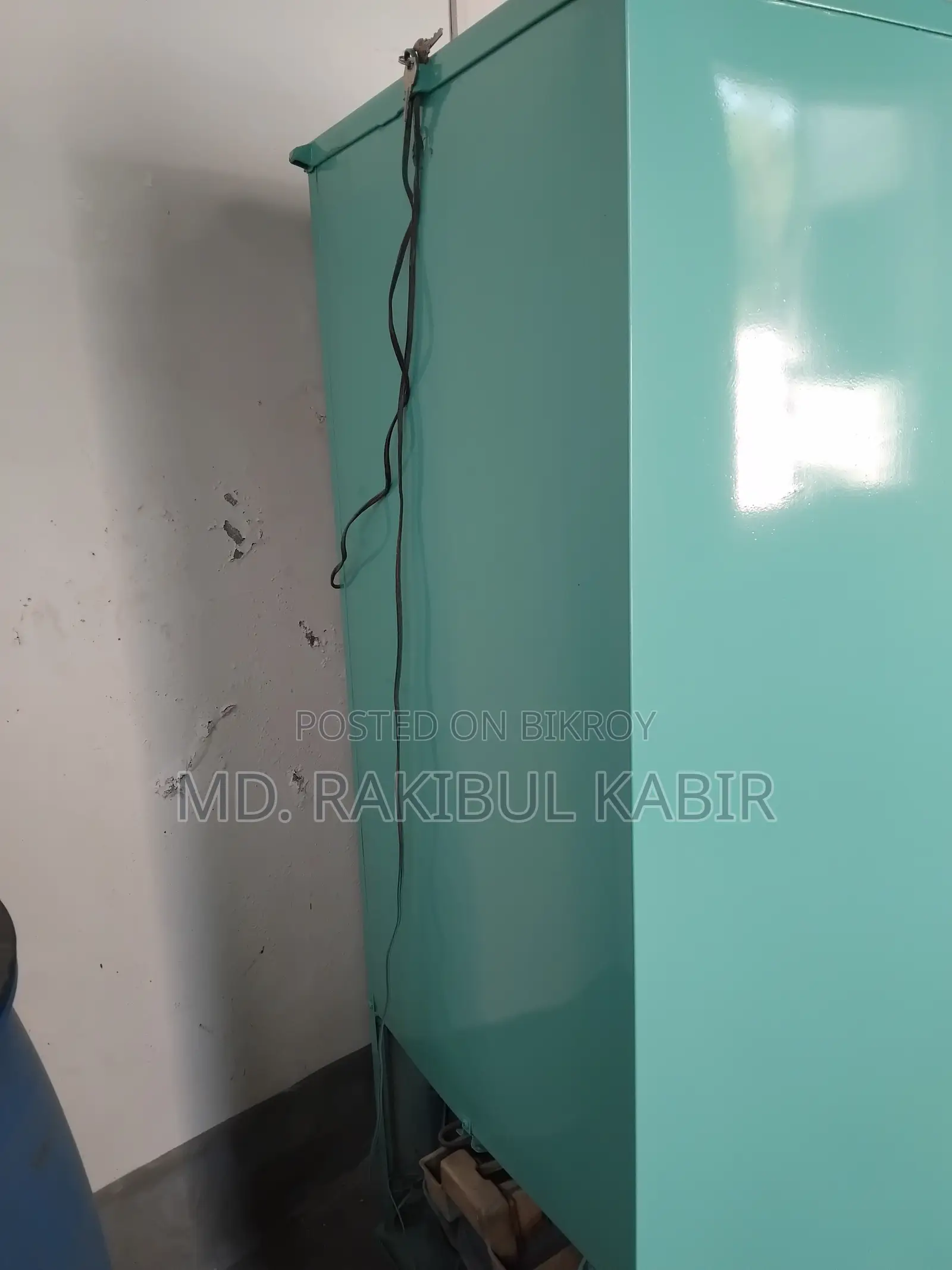 হিটাচি ফ্রিজ (ছোট)